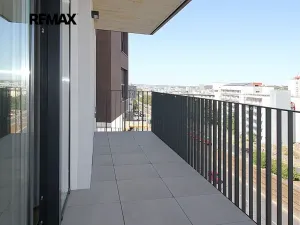 Pronájem bytu 1+kk, Praha - Hloubětín, Kardašovská, 34 m2