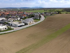 Prodej pozemku pro bydlení, Hrušovany u Brna, Pod Střediskem, 1230 m2