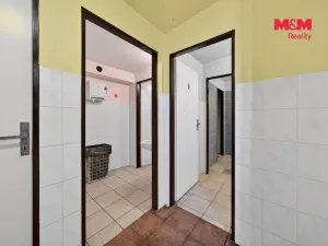 Prodej restaurace, Studená, Tyršova, 879 m2