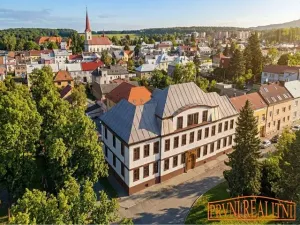 Prodej bytu 2+kk, Bystřice pod Hostýnem, Schwaigrovo nám., 44 m2