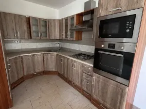 Pronájem bytu 3+1, Slaný, Arbesova, 62 m2