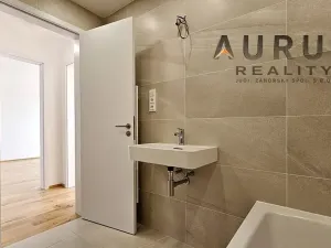 Pronájem bytu 2+kk, Praha - Nusle, Bělehradská, 60 m2
