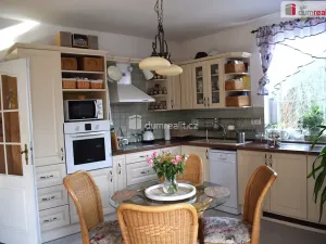 Prodej rodinného domu, Žďár, 250 m2