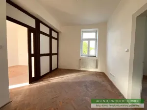 Pronájem skladu, Bubovice, 670 m2