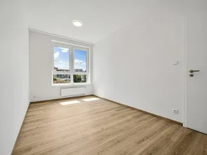Prodej bytu 2+kk, Praha - Vysočany, Pod Harfou, 42 m2