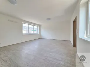 Pronájem bytu 2+kk, Modřice, Bobravská, 64 m2