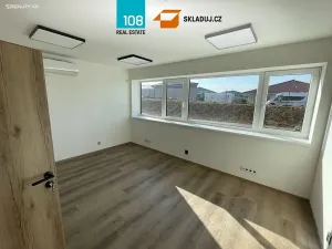 Pronájem skladu, Herink, Hlavní, 1890 m2