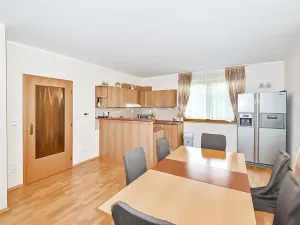 Prodej rodinného domu, Karlovy Vary, Slovenská, 149 m2