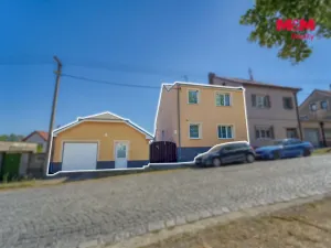 Prodej rodinného domu, Hřebeč, nám. Draha, 150 m2