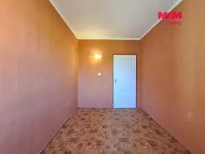 Pronájem bytu 4+1, Klášterec nad Ohří - Miřetice u Klášterce nad Ohří, 17. listopadu, 83 m2