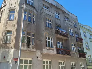 Prodej činžovního domu, Praha - Dejvice, Václavkova, 1841 m2