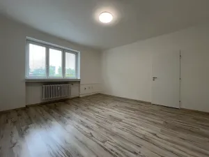 Pronájem bytu 2+1, Třinec, Jablunkovská, 65 m2