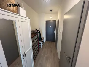 Pronájem bytu 1+kk, Chýně, Premonstrátů, 36 m2