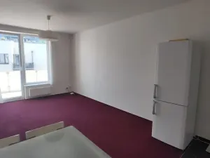 Pronájem bytu 2+kk, Praha - Střížkov, Makedonská, 46 m2