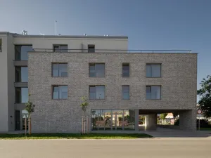 Prodej obchodního prostoru, Plzeň, Na Roudné, 239 m2