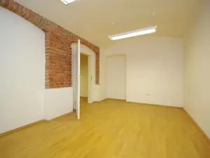Pronájem kanceláře, Praha - Vinohrady, Mánesova, 135 m2