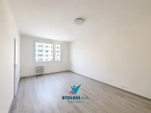 Prodej bytu 2+1, Krupka, Karla Čapka, 62 m2