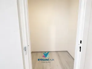 Prodej bytu 2+1, Krupka, Karla Čapka, 62 m2