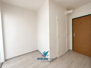 Prodej bytu 2+1, Krupka, Karla Čapka, 62 m2