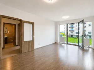 Pronájem bytu 2+kk, Praha - Hloubětín, Za černým mostem, 50 m2