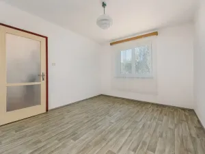 Prodej bytu 2+1, Rybitví, Školní, 49 m2
