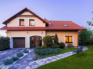 Prodej vily, Praha - Újezd nad Lesy, Dražická, 206 m2