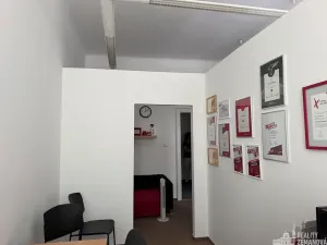 Pronájem kanceláře, Praha - Nové Město, Rumunská, 26 m2
