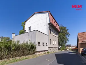 Prodej bytu 3+1, Hranice, Tovární, 170 m2