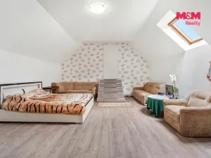 Prodej rodinného domu, Kněžmost - Koprník, 250 m2