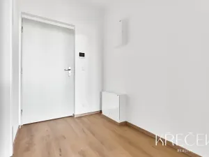 Pronájem bytu 1+kk, Třebíč, Modřínová, 37 m2
