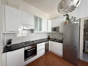 Pronájem bytu 2+1, Praha - Bubeneč, Rooseveltova, 70 m2