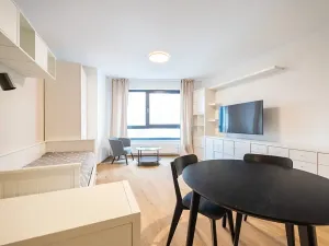 Pronájem bytu 1+kk, Praha, Milánská, 35 m2