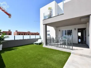 Prodej rodinného domu, San Miguel de Salinas, Alicante, Španělsko, 75 m2