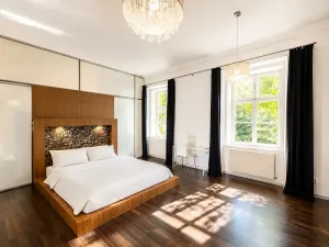 Pronájem bytu 2+kk, Praha - Staré Město, 110 m2