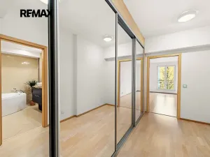 Prodej bytu 4+kk, Praha - Michle, U michelského mlýna, 166 m2