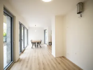 Prodej vily, Praha - Horní Počernice, Krotitelů, 197 m2