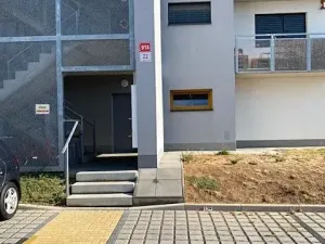 Pronájem bytu 2+kk, Znojmo, Třešňová, 59 m2