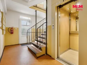 Prodej bytu 3+kk, Králův Dvůr, Pod Hájem, 76 m2
