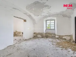 Prodej historického objektu, Zvoleněves, 5000 m2