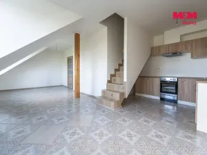 Prodej bytu 3+kk, Břežany II, 85 m2