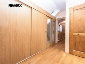Pronájem rodinného domu, Mirošovice, Senohrabská, 150 m2