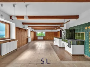 Prodej rodinného domu, Horní Planá, 200 m2