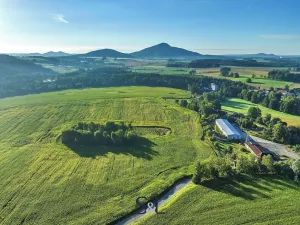 Prodej komerčního pozemku, Brniště, 13896 m2