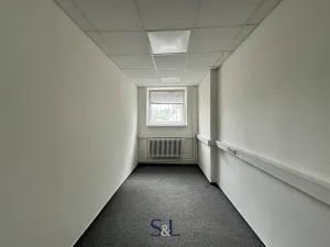 Pronájem obchodního prostoru, Liberec, Partyzánská, 95 m2