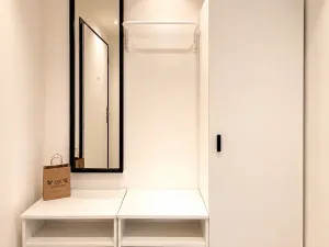Pronájem bytu 1+kk, Praha - Strašnice, Michelangelova, 37 m2