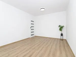 Prodej bytu 2+1, Ostrava, Sokolovská, 59 m2