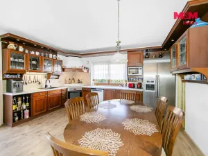 Prodej rodinného domu, Praha - Újezd nad Lesy, Svojšická, 230 m2