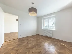 Pronájem bytu 2+1, Mníšek pod Brdy, Lhotecká, 48 m2