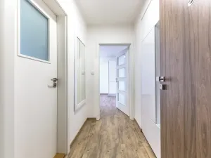 Pronájem bytu 2+1, Mníšek pod Brdy, Lhotecká, 48 m2