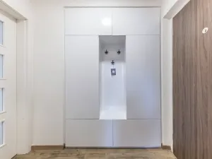 Pronájem bytu 2+1, Mníšek pod Brdy, Lhotecká, 48 m2